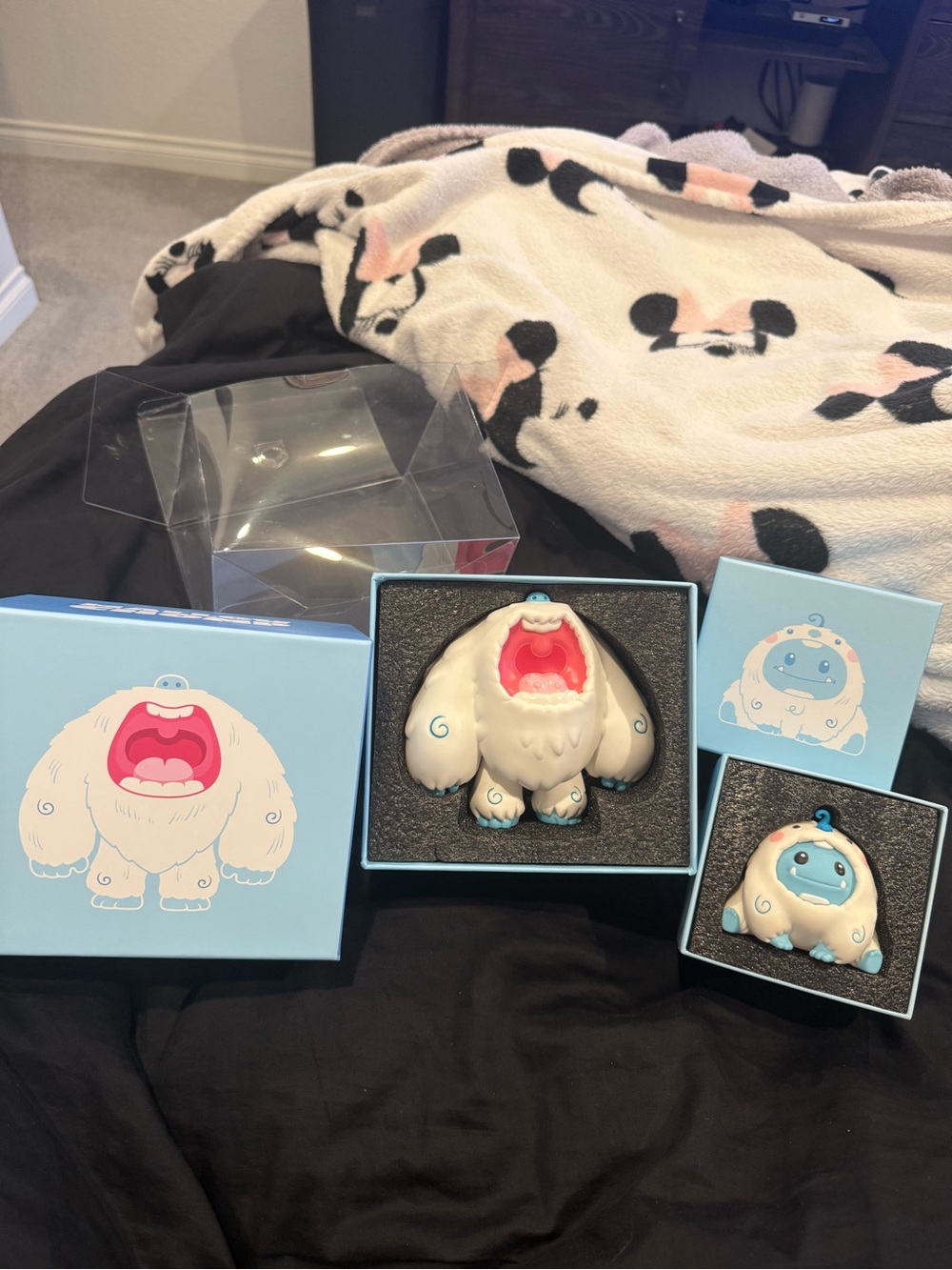 Abominable Toys Limited Edition Mallow Chomp and Mochie Chomper